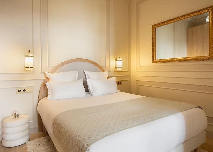 Pick A Flat's In Opera- Rue Saint-george شقة باريس
