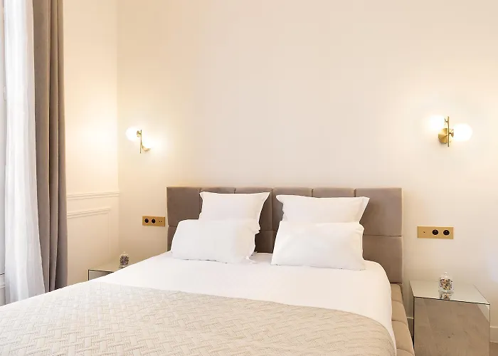 Pick A Flat's In Opera- Rue Saint-george شقة *
